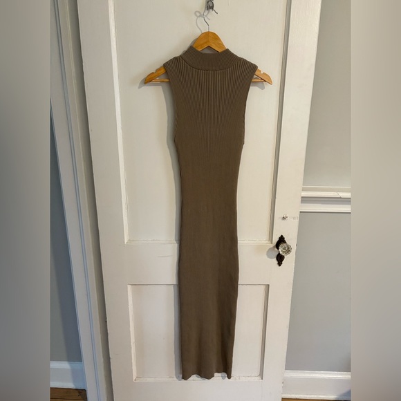 NWT ZARA Ribbed Bodycon Midi Dress Mockneck High Neck Sleeveless Size Large - Picture 1 of 9
